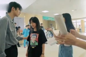 爱思考的吃瓜娱乐人